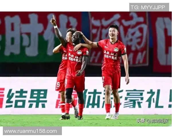 中超精彩对决亚泰迎战人和争夺宝贵三分全力以赴