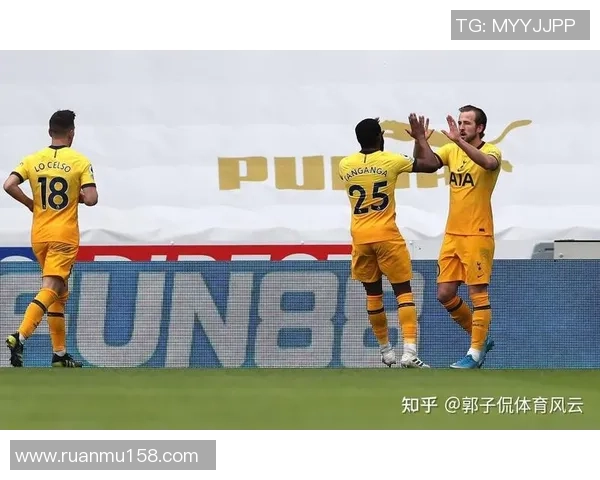 凯恩的传奇之路：从少年天才到足球巨星的辉煌历程与成就解析