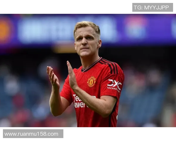 曼彻斯特联与尤文图斯比赛因故推迟球迷期待新赛程安排